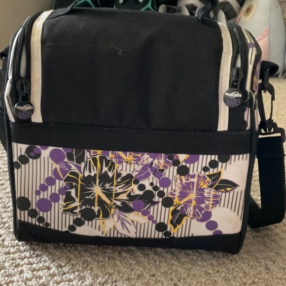 Tracker Lunch Box - Picture 3 of 4